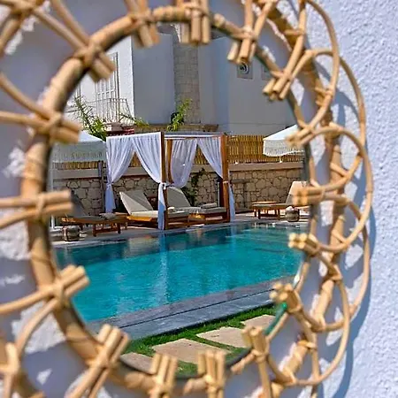 Zaena Alacati Otel *