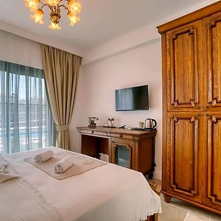 Zaena Alacati Otel